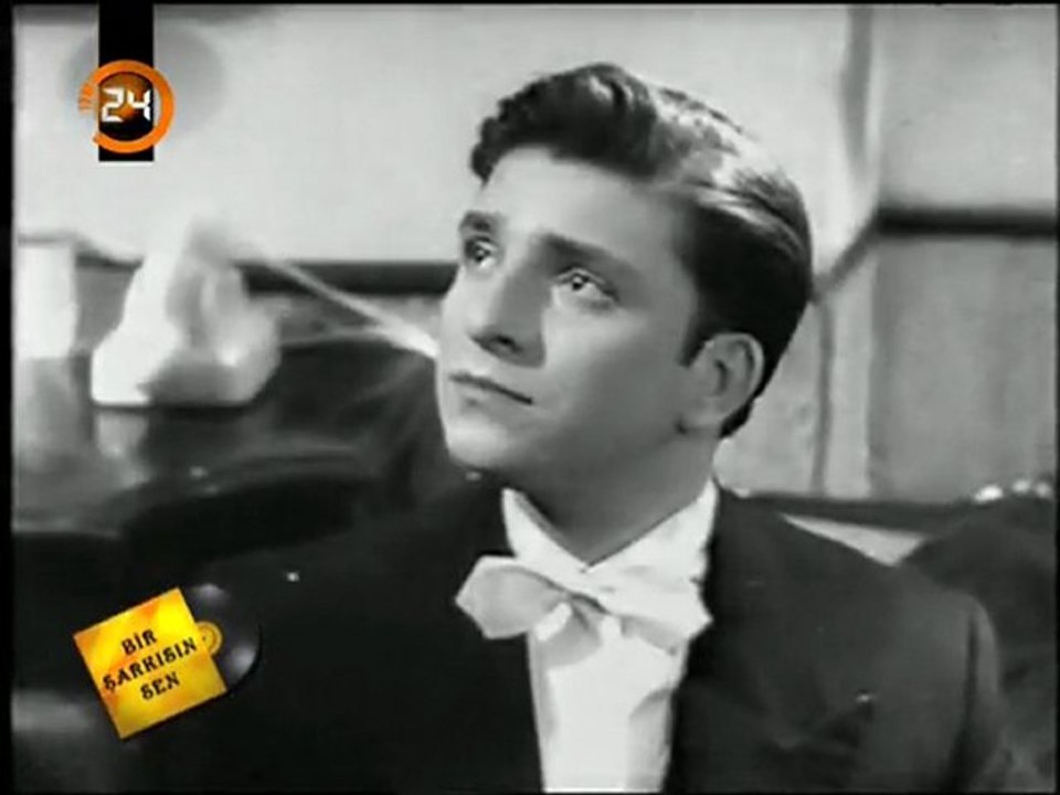 Bir Şarkısın Sen - Zeki Müren | Yeşilçam