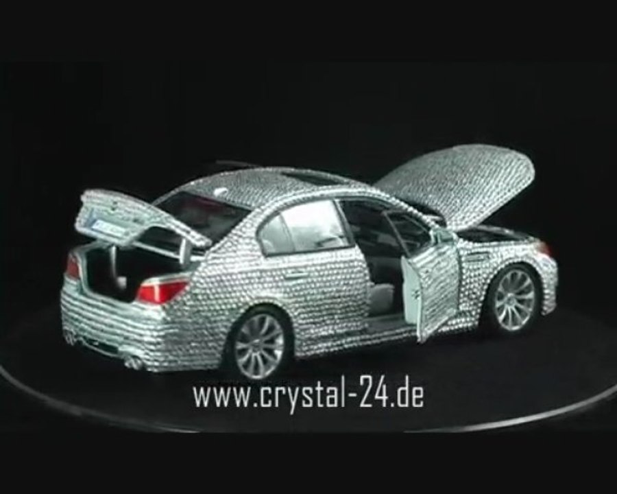 Bmw m5 e60 1:18 crystal swarovski edition