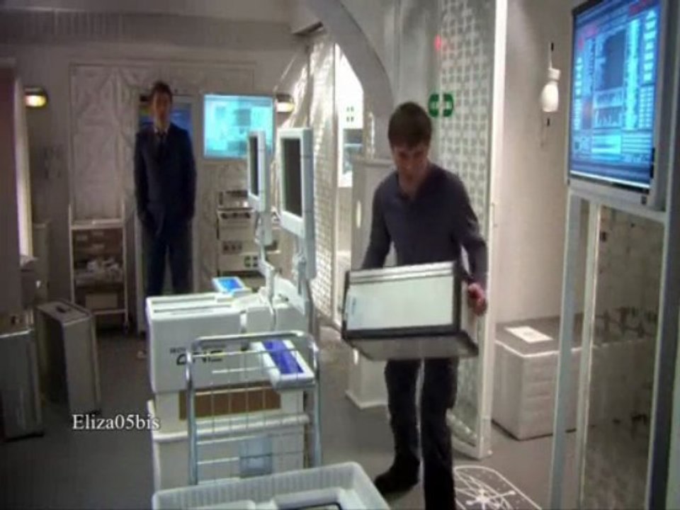 Doctor Who _ The water of Mars VOST FR (Part 2)