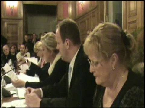 Marine Le Pen l'Avocate du peuple partie 1