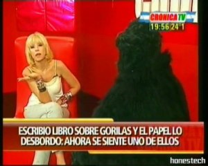 Anabela Ascar con el gorila escritor. Parte 1
