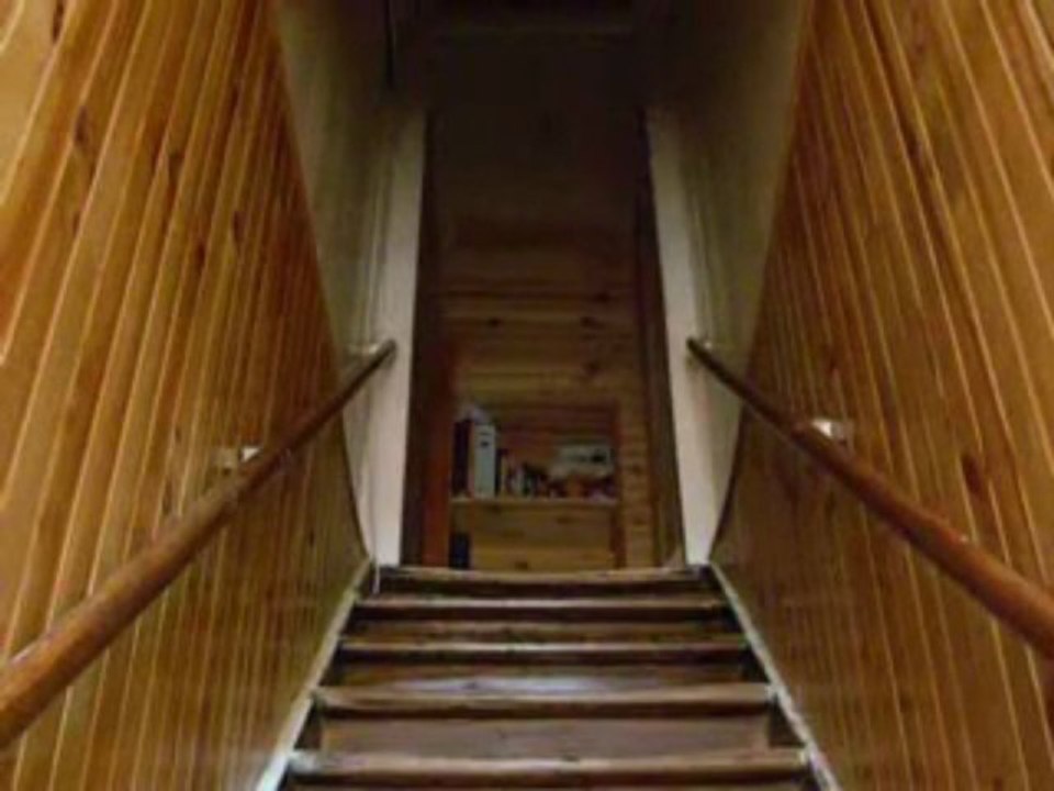 Fantome en Haut d'un Escalier