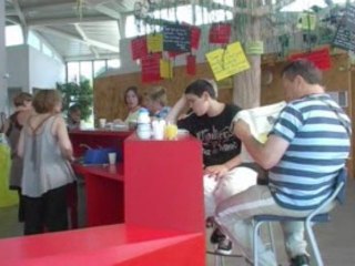 Fédération des maisons de Quartier - A votre service !