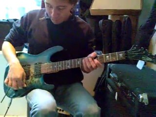 TEST GUITARE SHUMBERG TRH