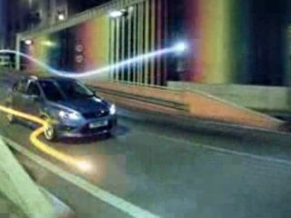 Ford Focus - light graffiti ad