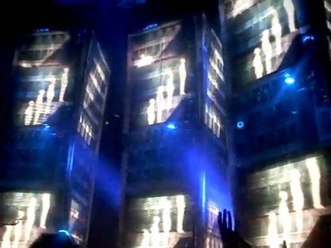 MUSE (INTRO) HALL TONNY GARNIER LYON 22 NOVEMBRE 2009