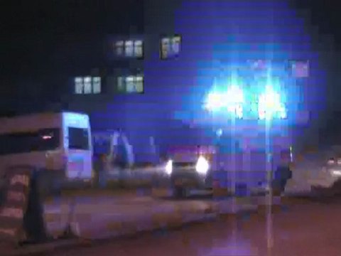 HAKKARİ'DE İZMİR OLAYLARI PROTESTO EDİLDİ