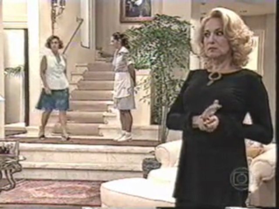 Por Amor (1997) - O duelo entre Branca e Lídia