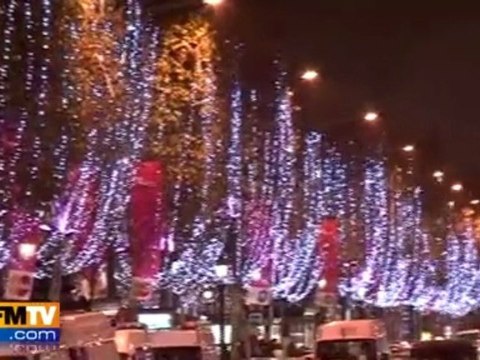 Les Champs-Elysées illuminés !