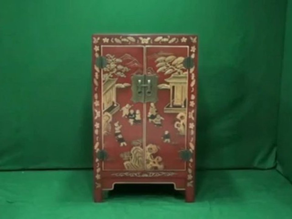 Armoire rouge avec des décorations chinoises - CH08AR0005