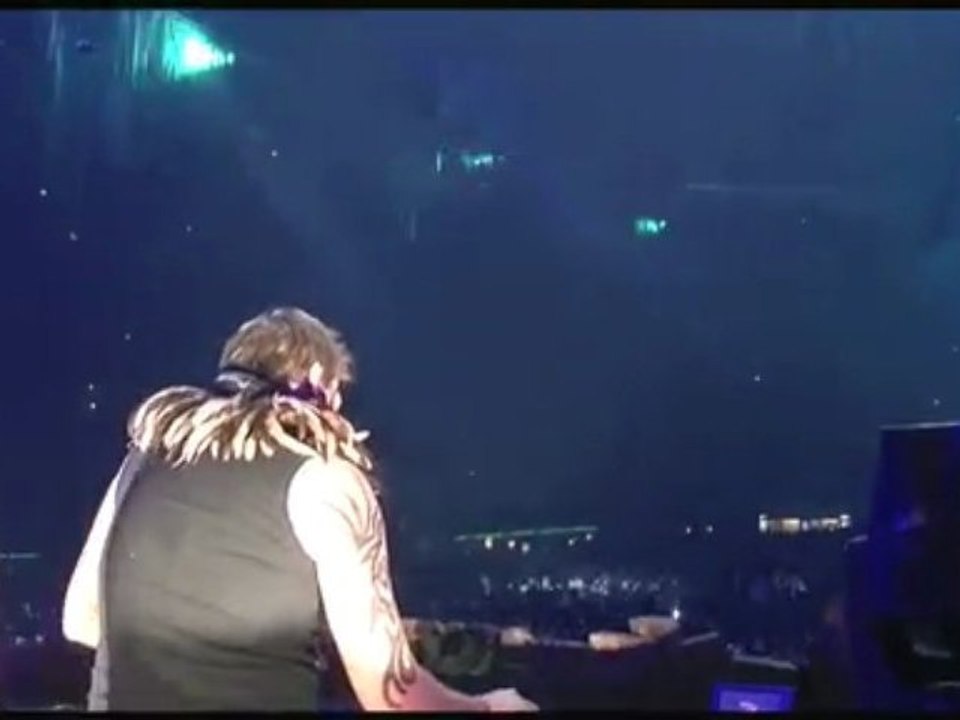 D-BLOCK AND S-TE-FAN LIVE @ QLIMAX 2009 BACKSTAGE PART 1 HQ