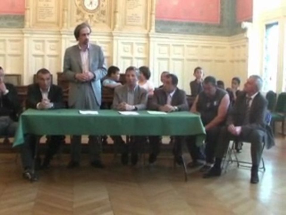 Le film_Signature du partenariat_FC LES LILAS_ PSG