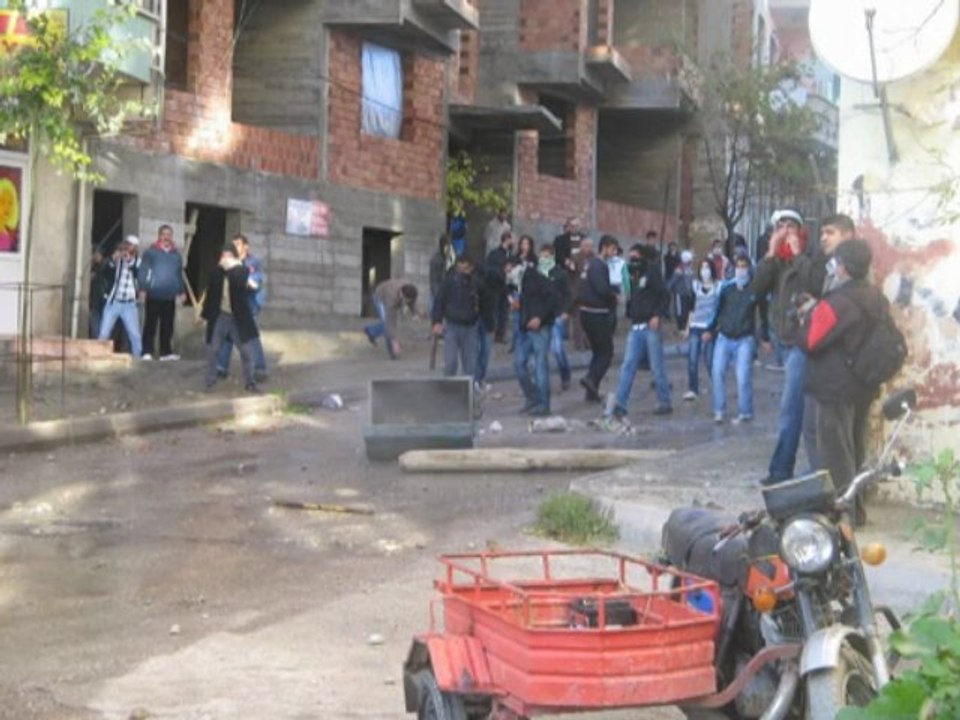BazIstDirenis-Elazig20091123