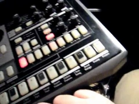 Korg Electribe EA-1 and Electribe EM-1 noodling