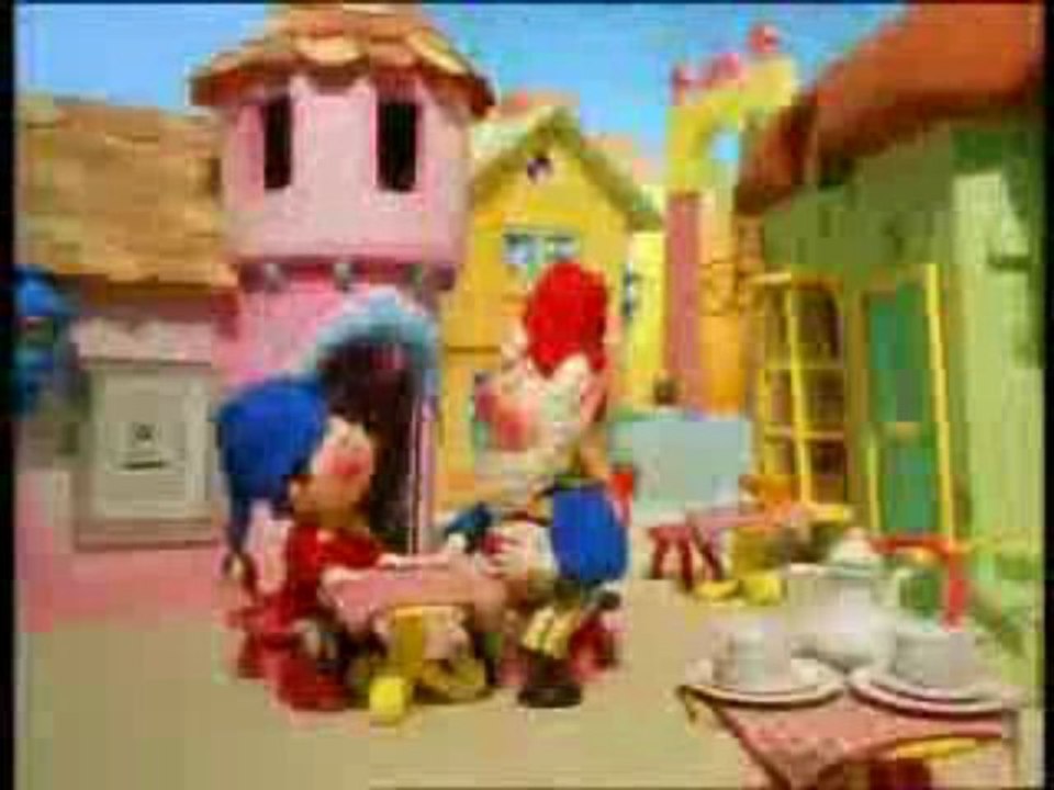 Oui-Oui veut des sous [Dailymotion Poop French]