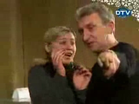 kadinlara kamera sakasi