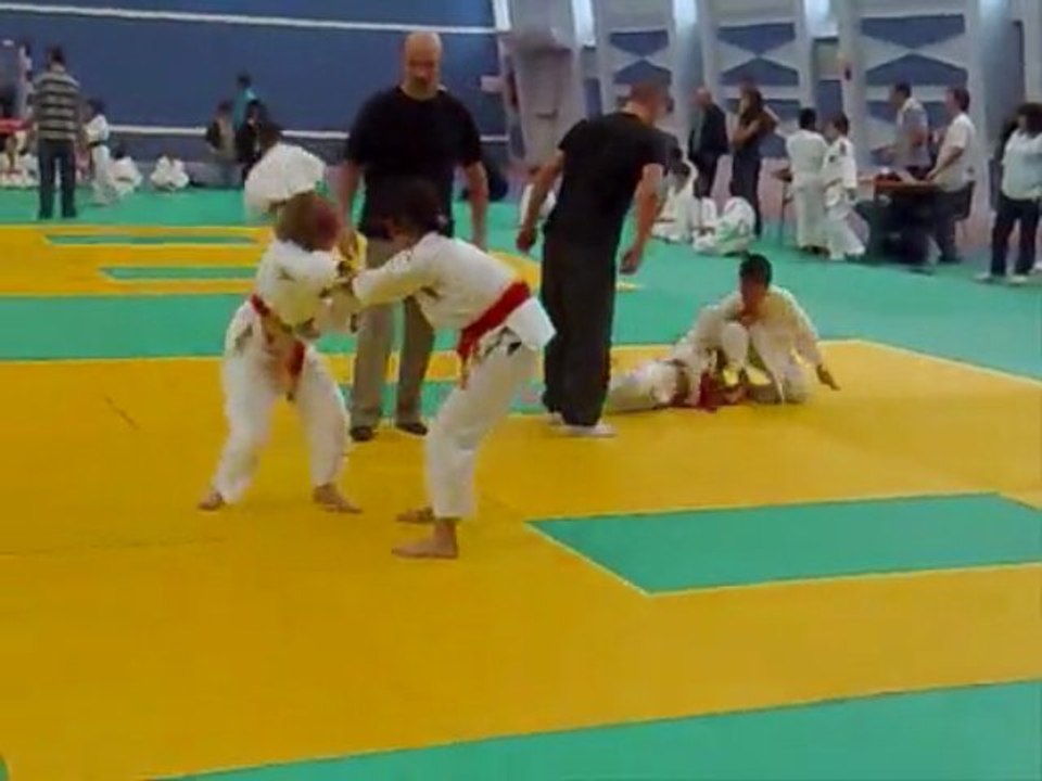 Messaouda 1er combat NEUILLY SUR MARNE 22 NOVEMBRE 2009