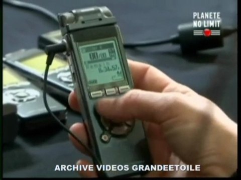 2x2 les traqueurs de fantomes# les fantomes de la guerre