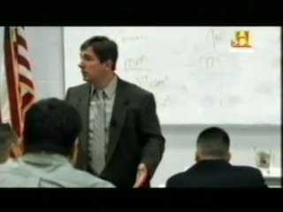 La Kinésica en la Policía: Comprendiendo el Lenguaje Corporal