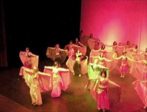 L'école de danse Sylvie Barret (Cambrai) en démonstration