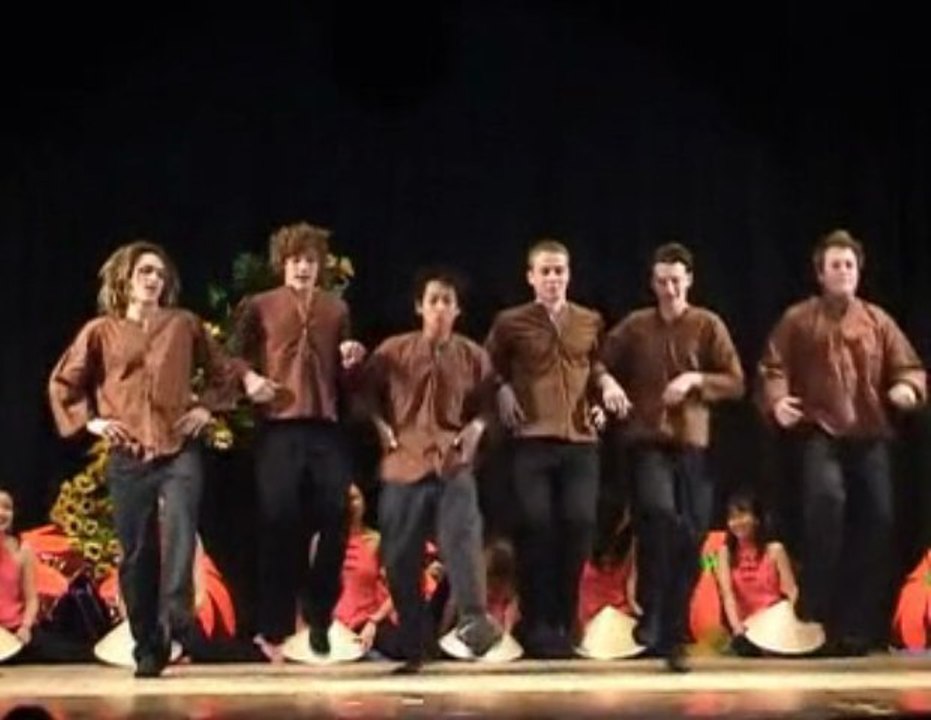 "Les Filles et les Garçons de la Campagne" - Choré 2003