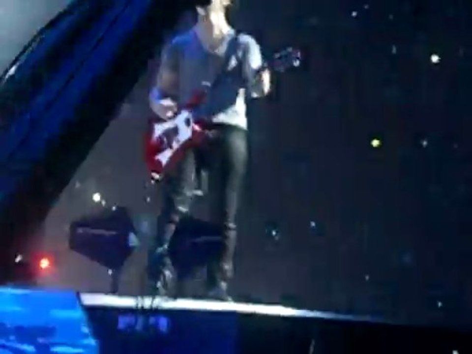 Fly with me at Paris Bercy.
