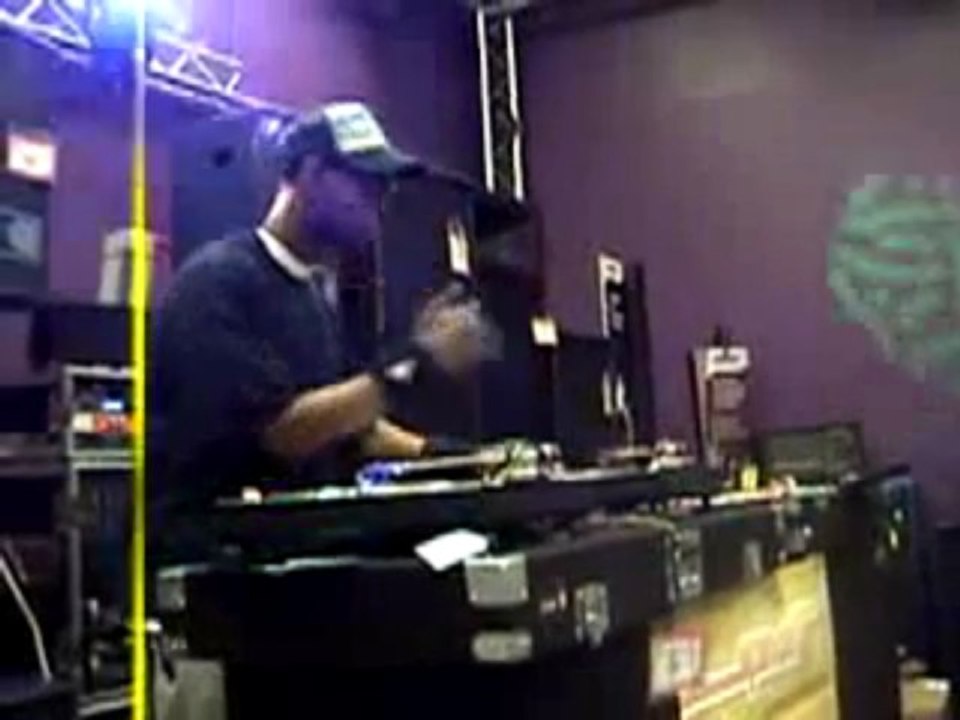 PUBLIC ENEMYS DJ LORD(Guitar Center Spin Off 2004)