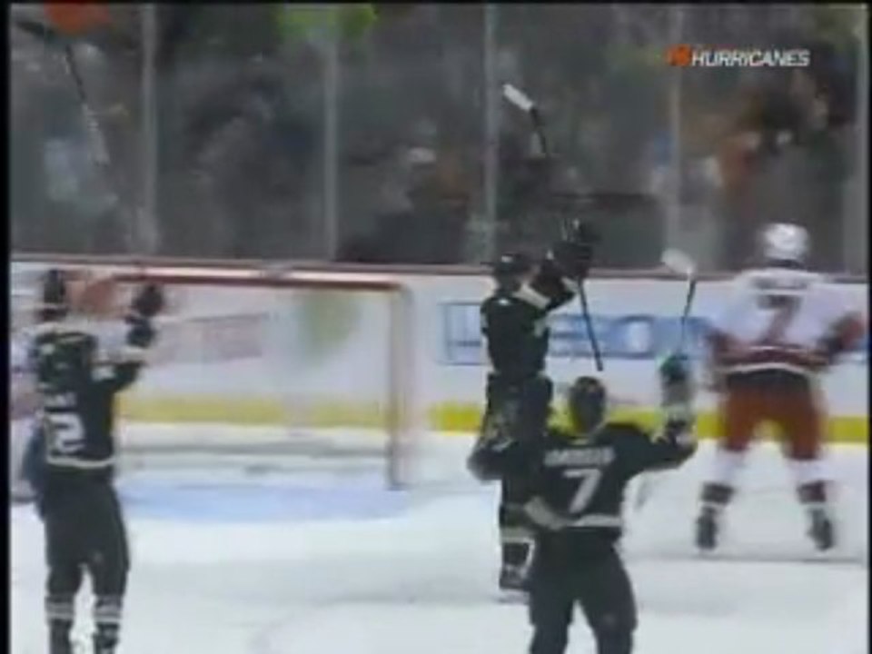 Hurricanes - Ducks Highlights (11/25/09)