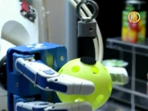 Новейших роботов представили в Токио