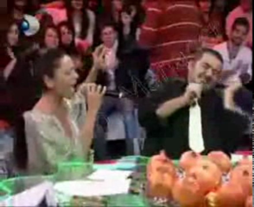 Ata Demirer   Hadise Düet