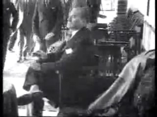 Atatürk - Kahve İçerken