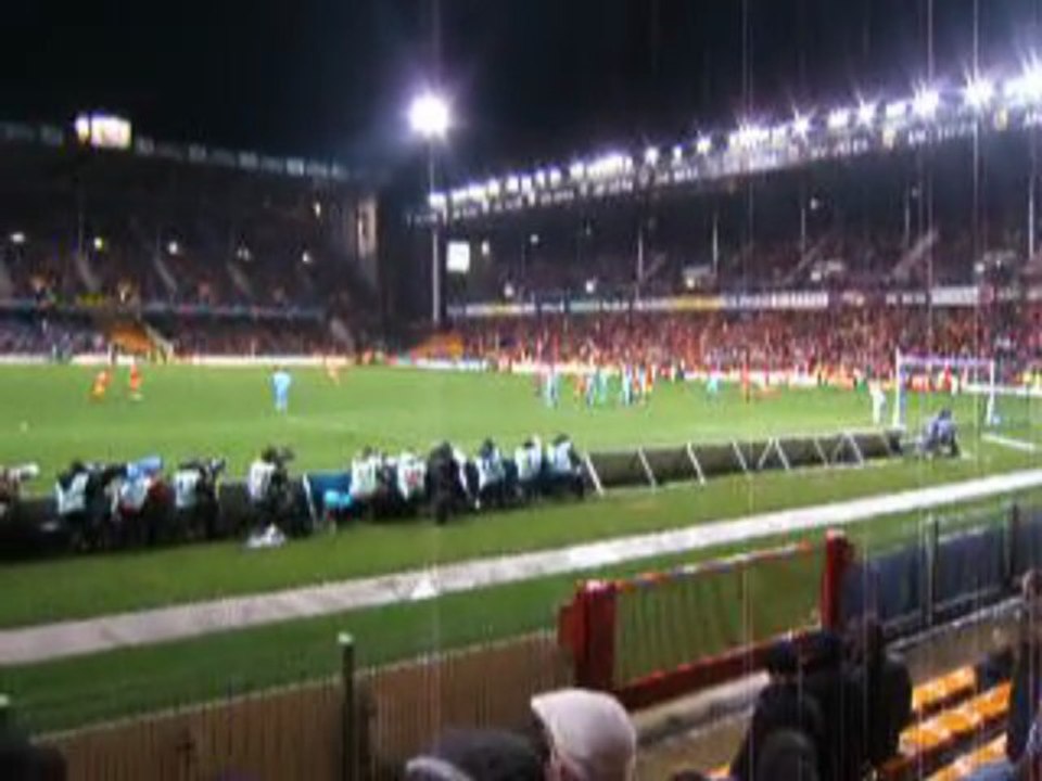 Lens / Om