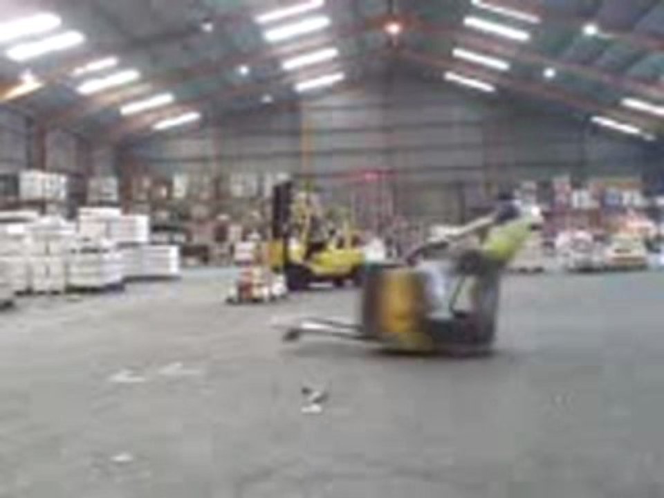 régis et son transpalette électrique