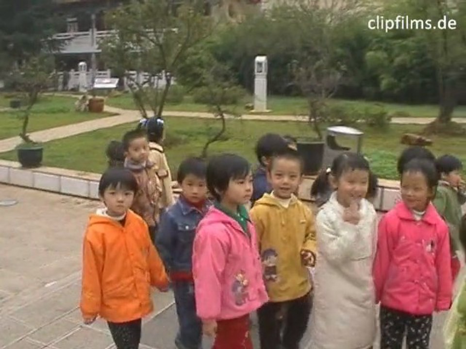 Goodbye uncle. china. kunming.