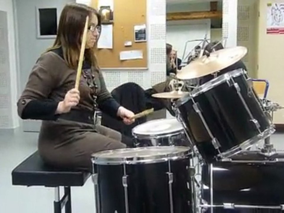 Moi à mes cours de batterie 3 :-)