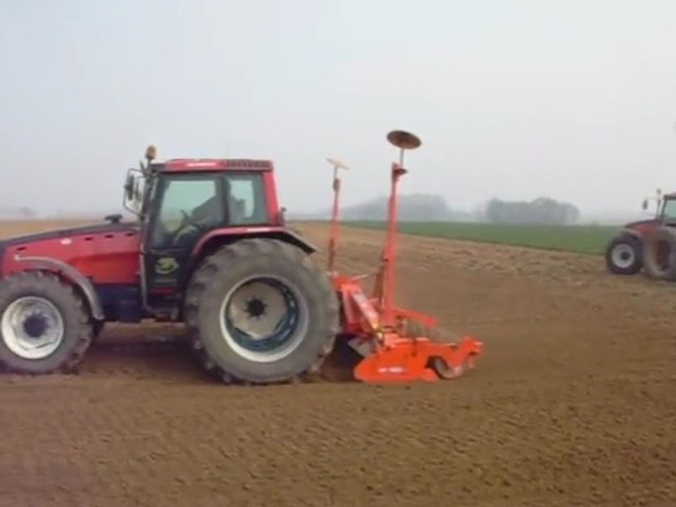 Préparation plantation pomme de terre dans l'Oise