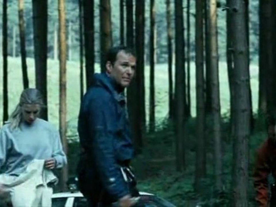 The Descent Part 2 - Clip - Getting Ready