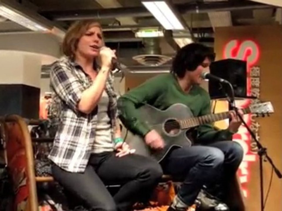 Amber & The Dude - I'm So Tired (Beatles)