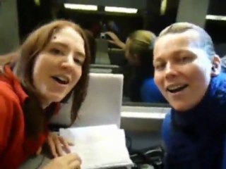 BIGGER by Ludi & Vivi in the train