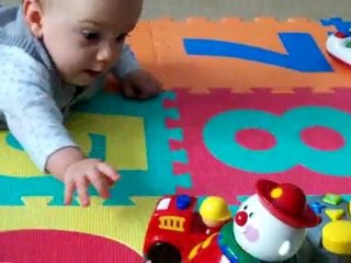 DIT MAMAN JE FAIS COMMENT POUR AVANCER ?:)))