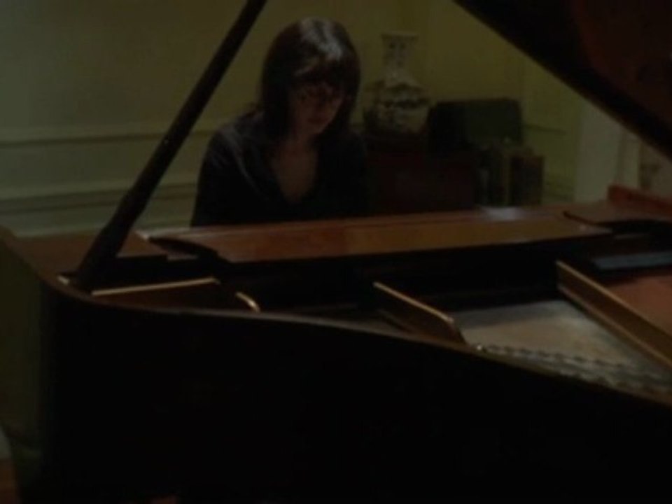 "Sous Le Piano De Ma Mere" The Trailer