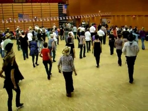Soirée danse country à Luisant le 27 novembre 2009