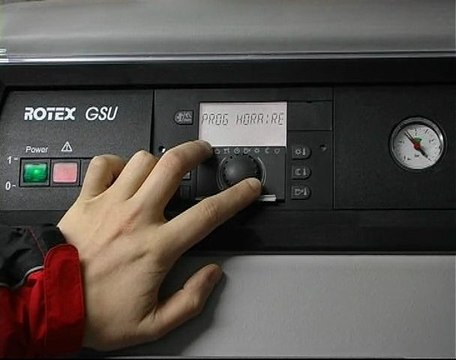 Visite d'une maison aux installations écologiques