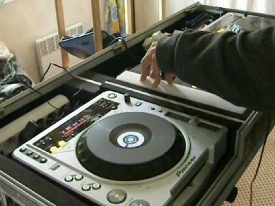 DJ PHIL R.I.G ( BORDEAUX ) 90.7Fm