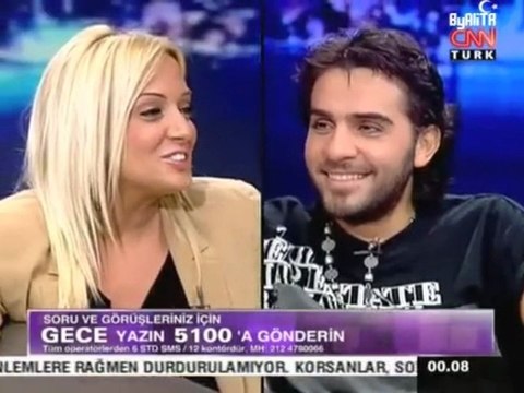 Ismail YK - Saba Tümeri Öptü mü Tam Öpüyor [Saba Tümer le Bu