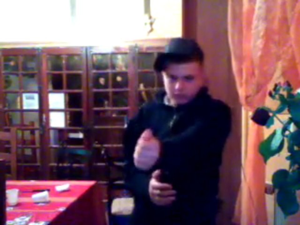 stev qui bouge 2 ...