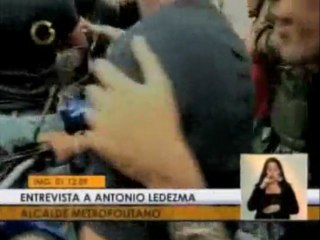 Agresiones a grupo de oposicion frente a la AN