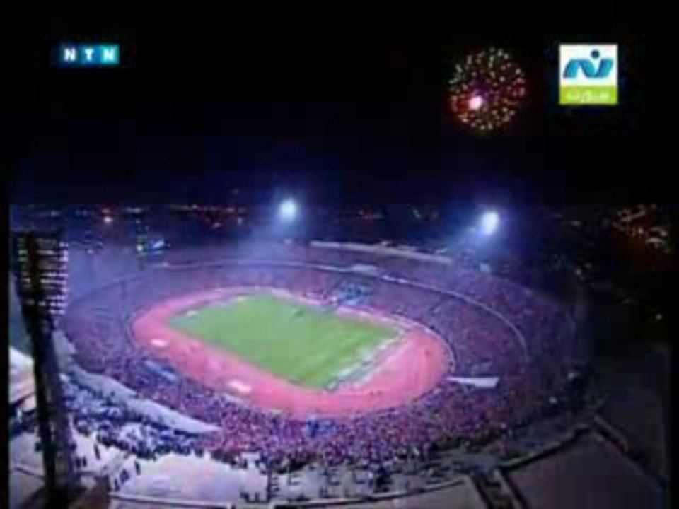 ‫مشجعة جزائرية مؤدبة‬‎