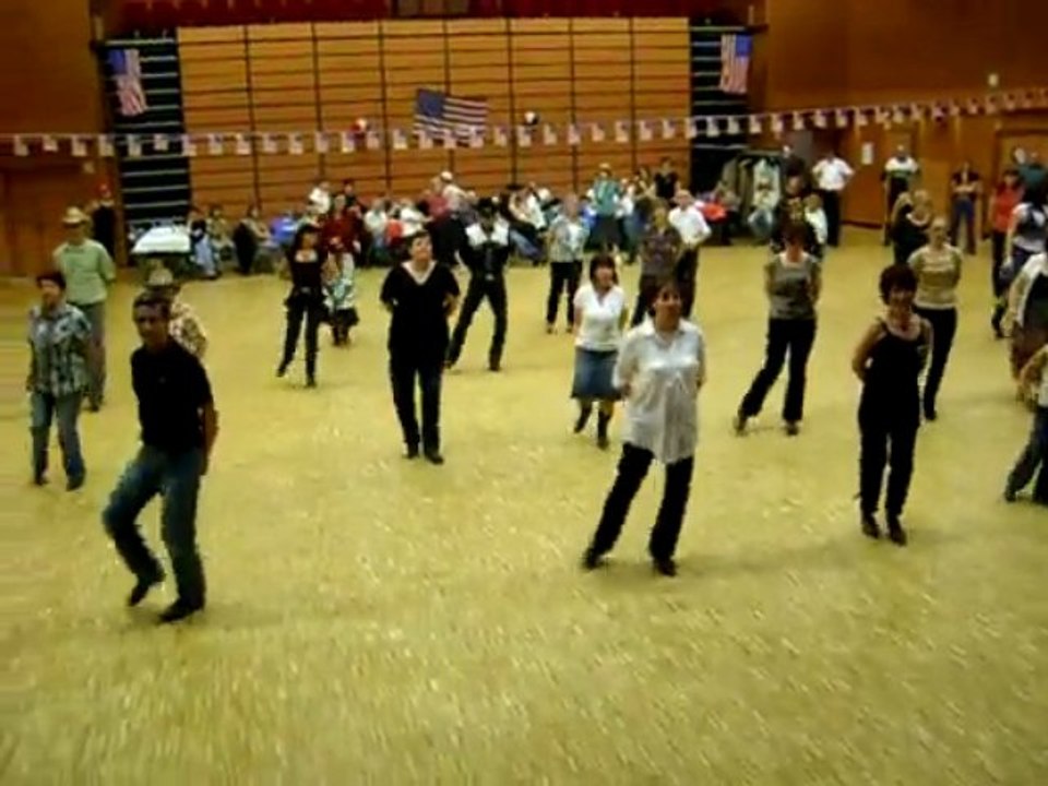 Soirée danse country à Luisant le 27 novembre 2009