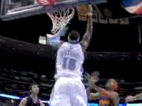 NBA Chauncey Billups finds Carmelo Anthony under the basket